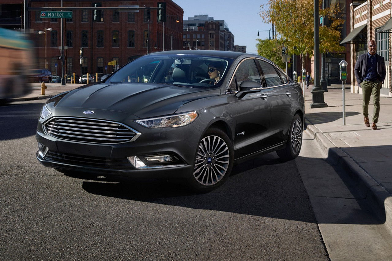 2017 Ford Fusion Hybrid Se